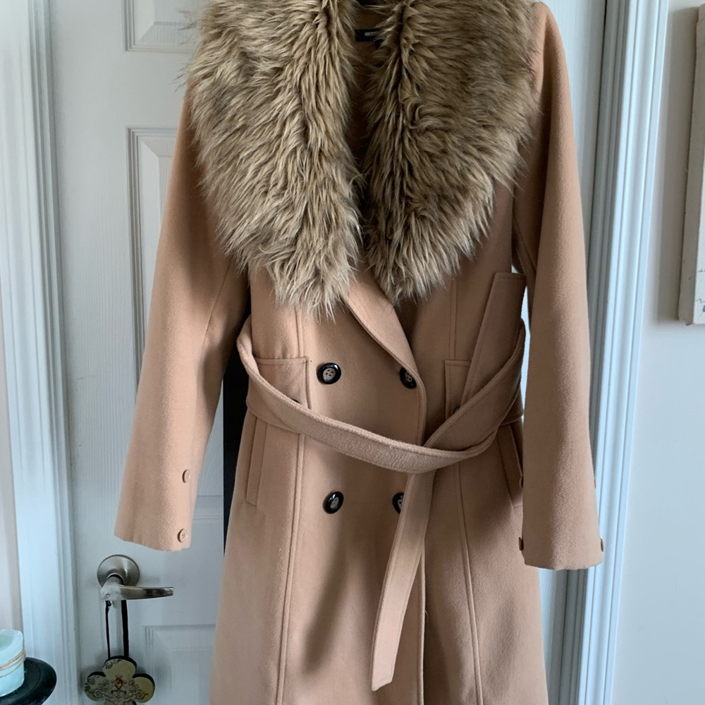 Women's Tan Coat with Faux Fur Collar